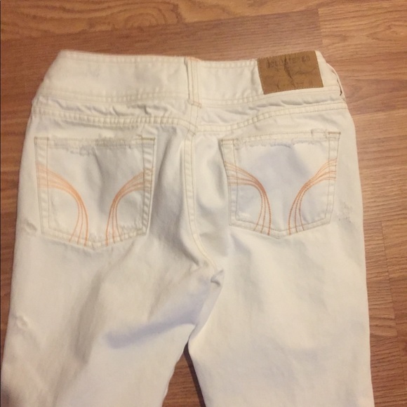 Like new! Hollister distressed white bootcut jeans - Picture 1 of 8